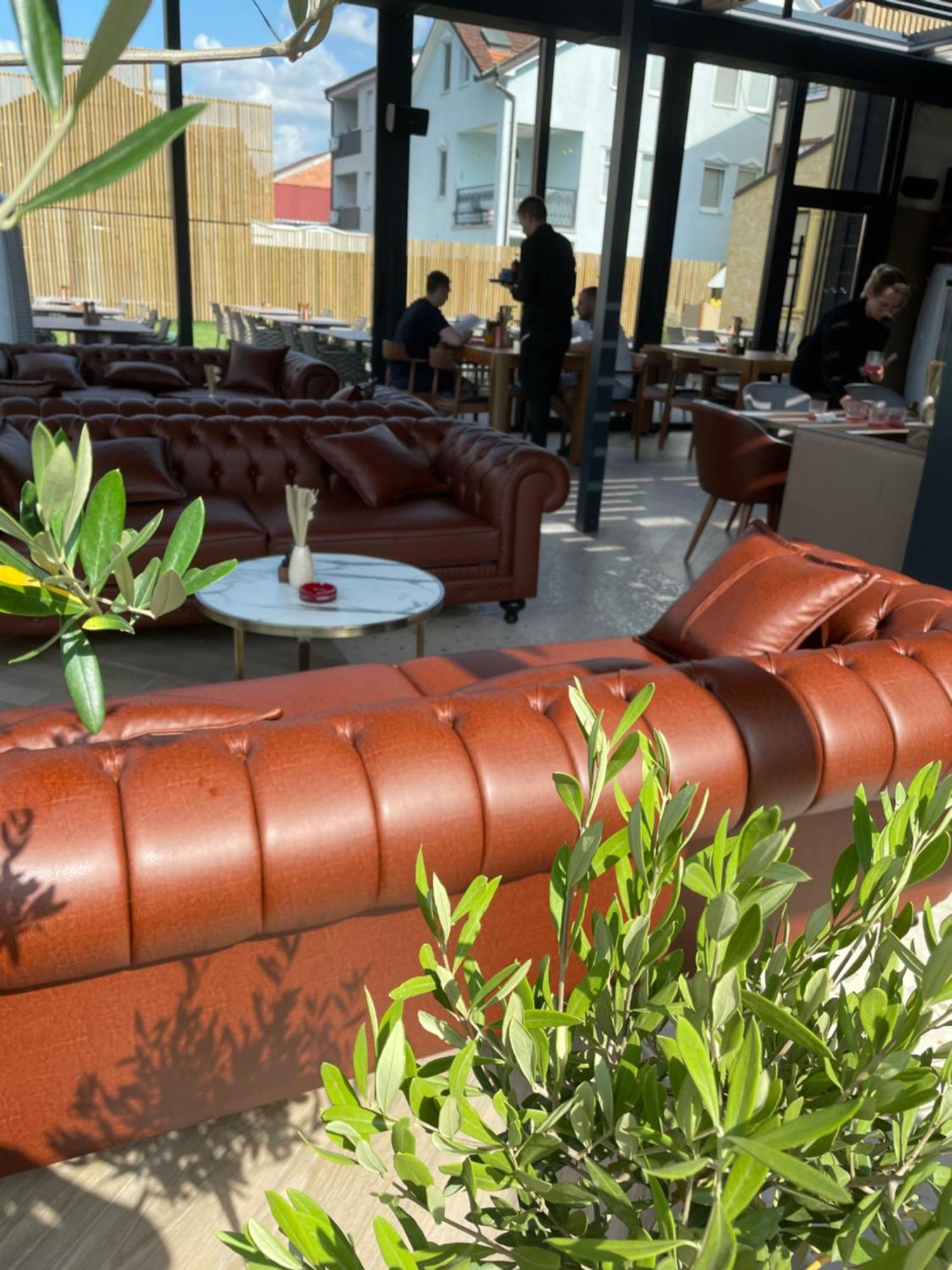 Santa Villa & Restaurant Sremska Mitrovica Exterior foto